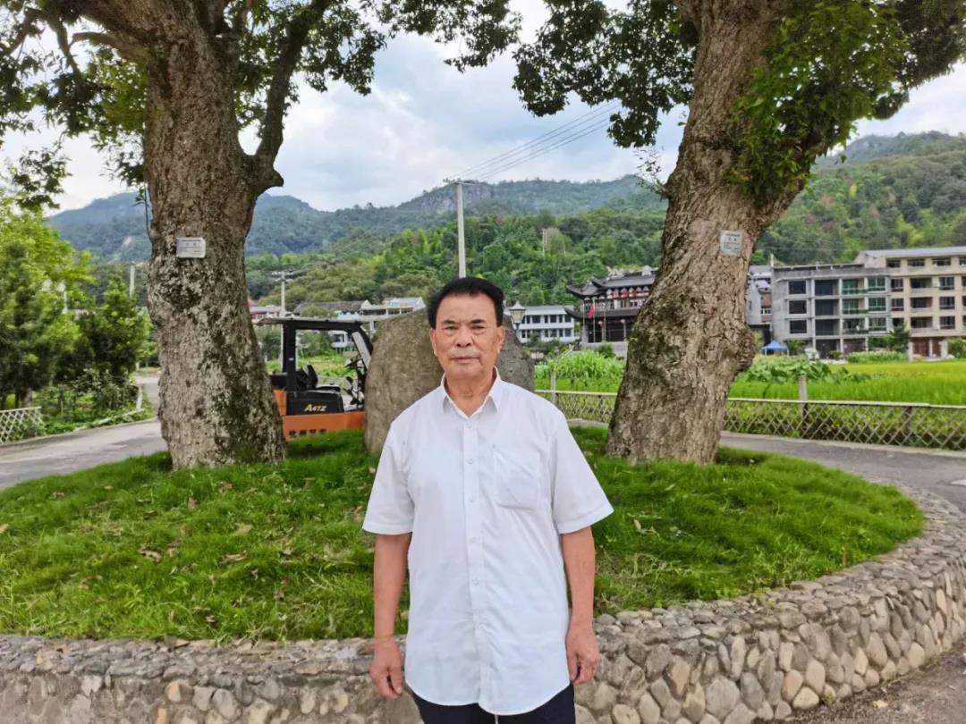 永嘉八旬老人热心公益事业,20余年捐资100多万!
