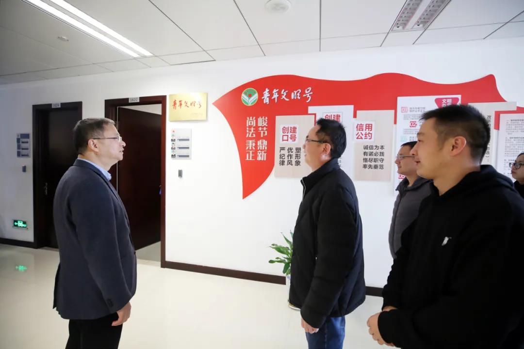 春风送暖!市检察院领导班子为干警送上新春工作的暖心问候