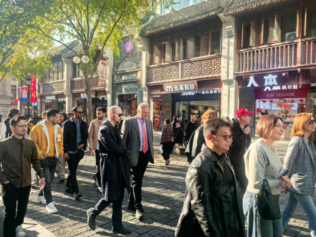 ���ʻ�������ô�� ������������˵---�����ٰ�¹�ǹ��ʻ����������ƽ���