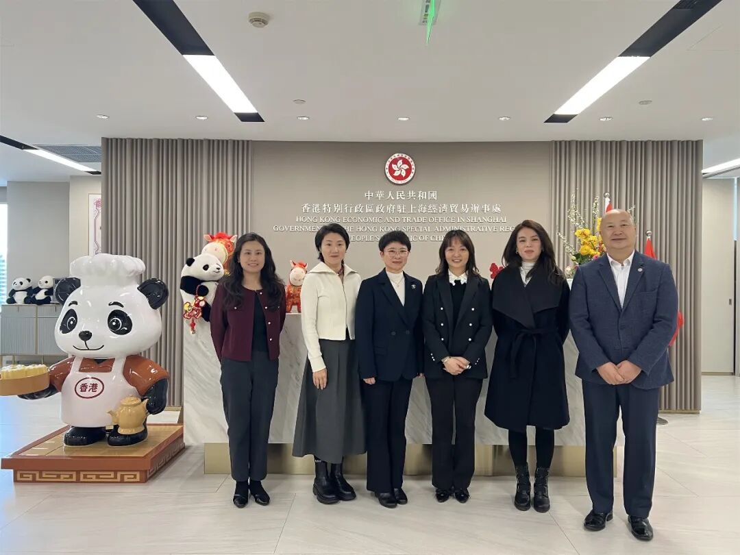 �����и۰İ�ݷ����פ����