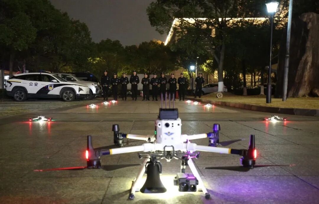 ���幫��֯�ܡ����з��ߡ����ػ�һ��ƽ��