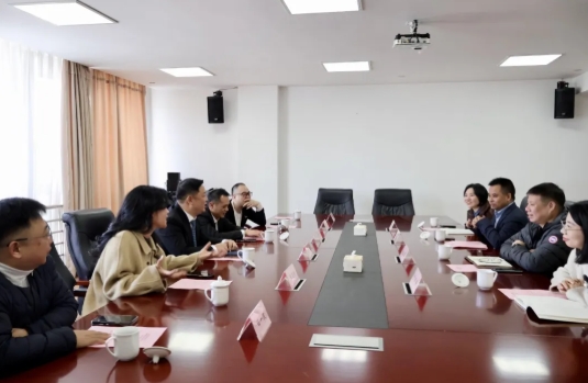 ����ó��Ͷ�ʴٽ��ᡢ�¹����Ȼ����������ϻ�����ŵ�������������