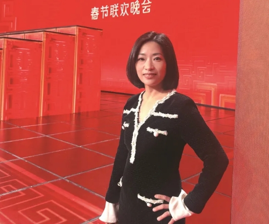 �¼��質�Һ�����������Ļ�����֮�� �����Ÿ����׵����Ӵ�����̨