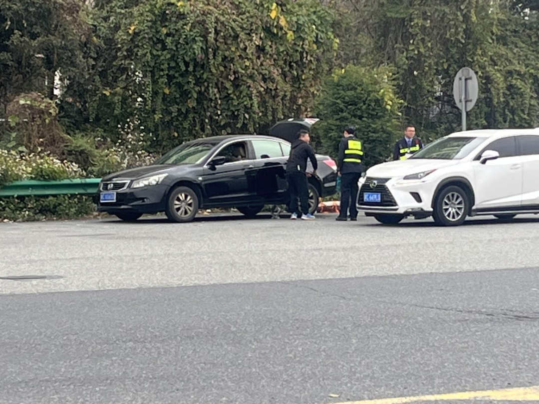 ��ֻ���շ�վ��������ů�ġ�����վ��|2026���̨�¸��ٴ���ů�Ĺ��¼�